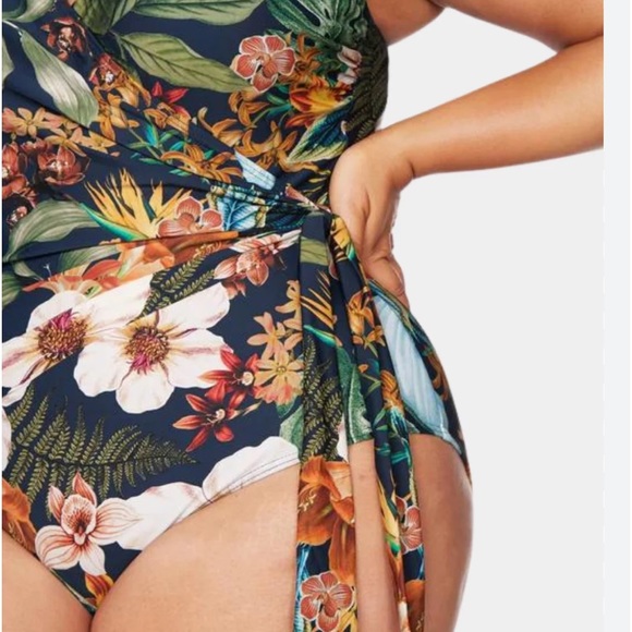 New! Artesands Into the Saltu Hayes Underwire One Piece | 12 - Picture 3 of 10